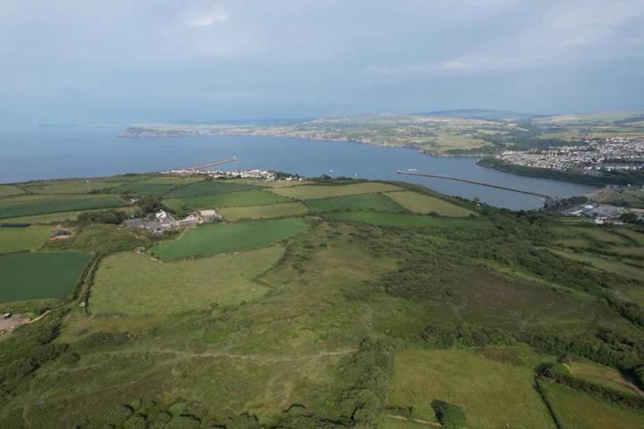 The Dairy @ Trefechan Wen Villa Goodwick Exterior photo