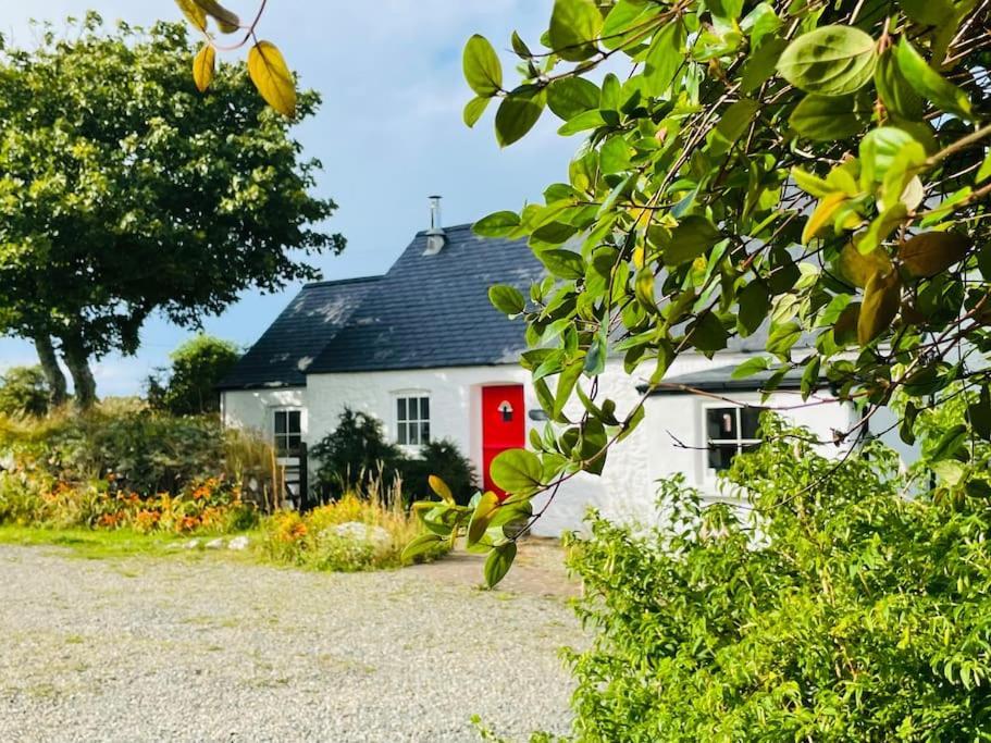 The Dairy @ Trefechan Wen Goodwick Exterior photo