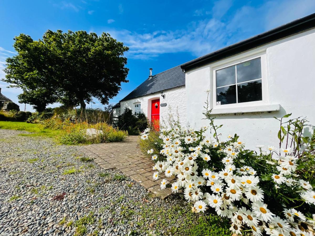 The Dairy @ Trefechan Wen Villa Goodwick Exterior photo