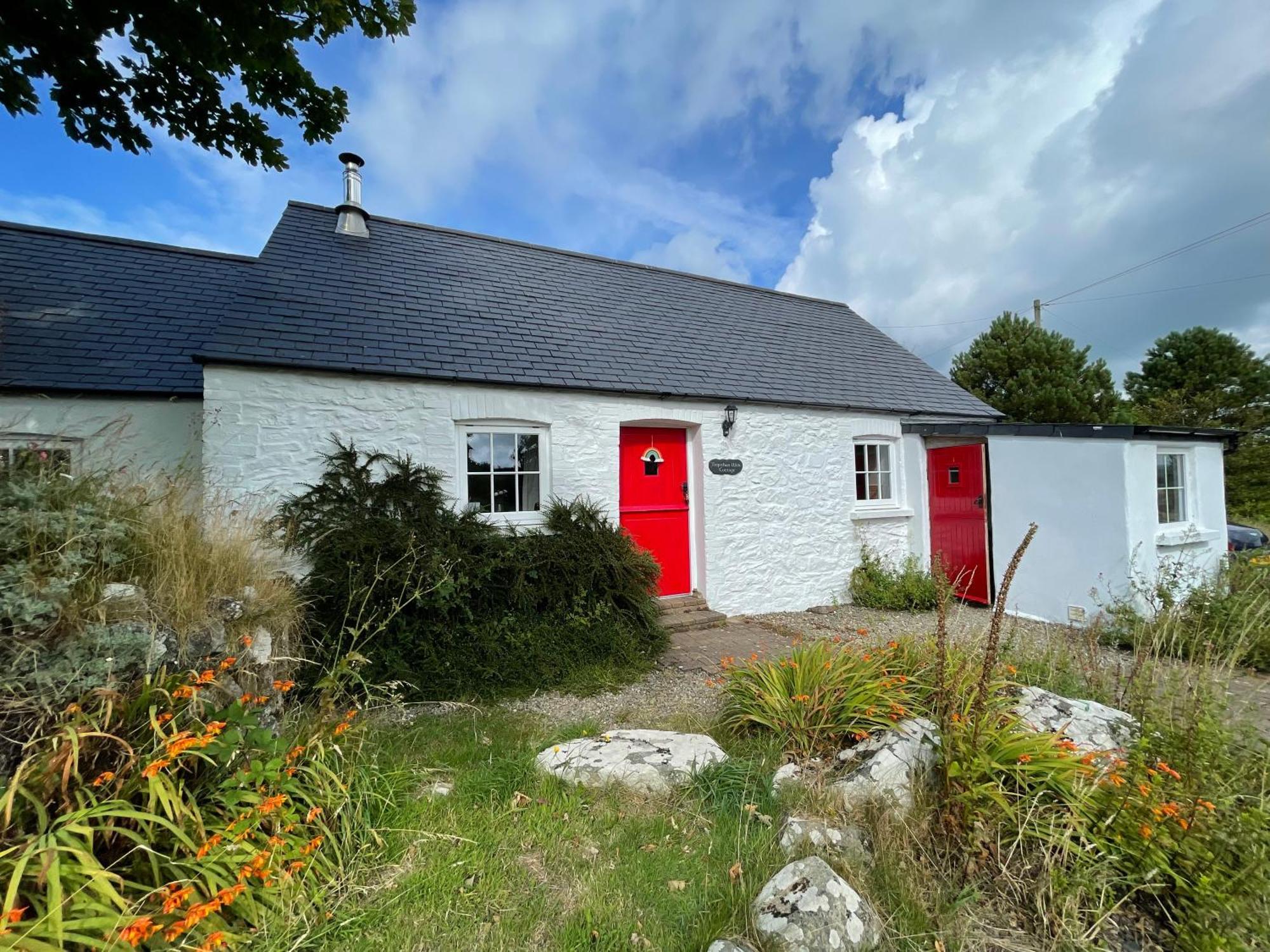 The Dairy @ Trefechan Wen Villa Goodwick Exterior photo